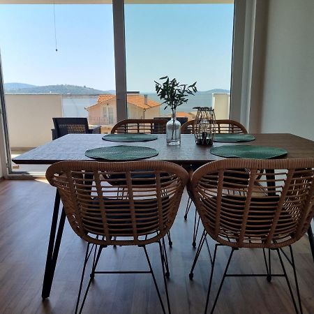 Sea View Apartment Rogoznica  Esterno foto