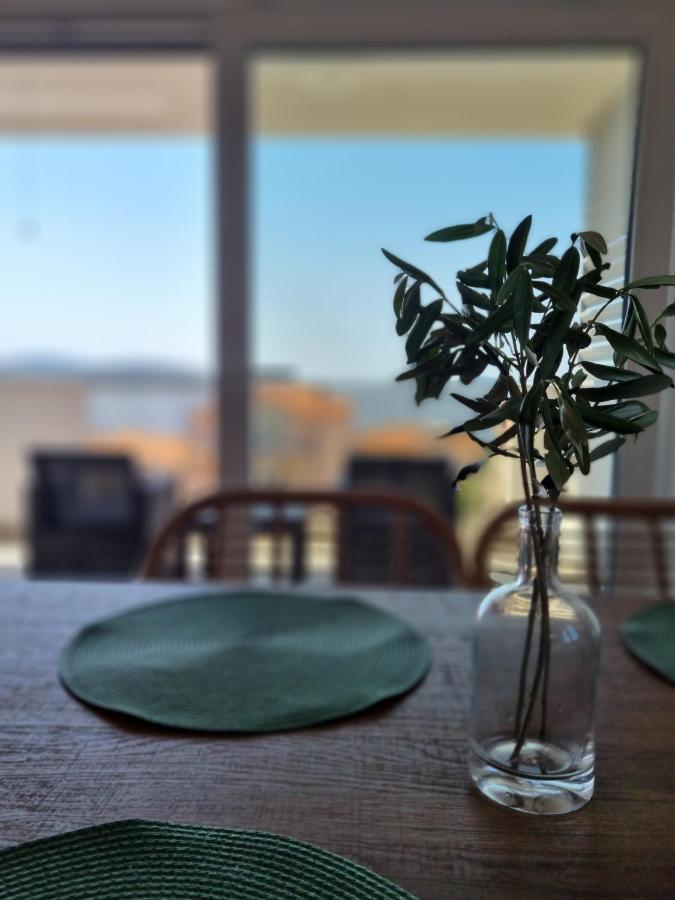 Sea View Apartment Rogoznica  Esterno foto